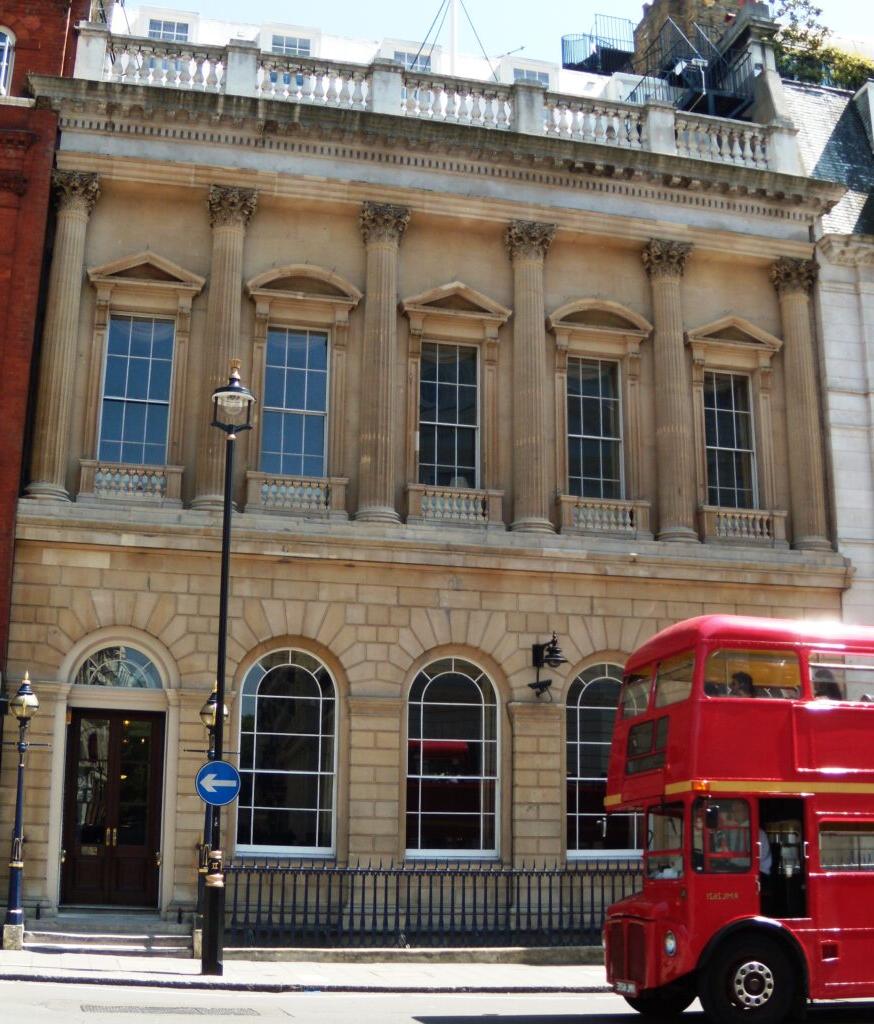 photo of the Carlton Club in London